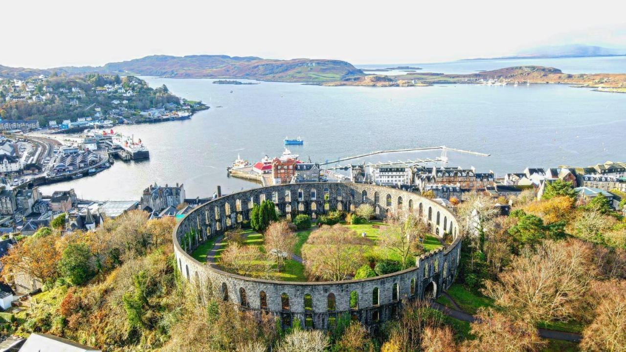 Oban Youth Hostel Exterior foto Fort Belanagap
